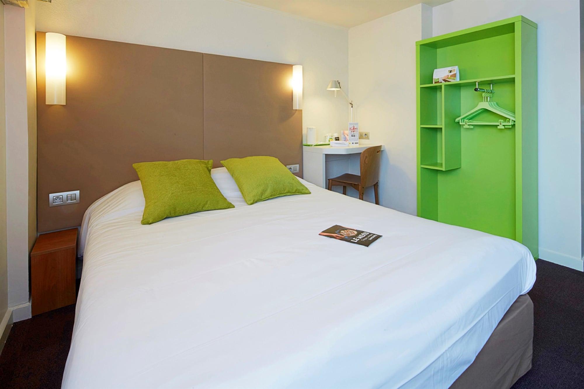 Campanile Dijon Est - Apollinaire Hotel 3*