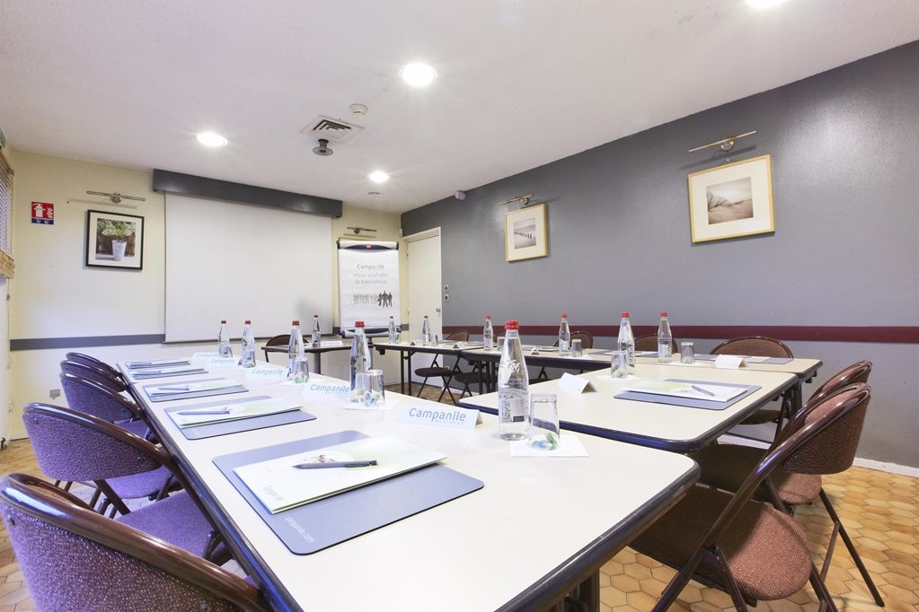 Campanile Dijon Est - Apollinaire Hotel